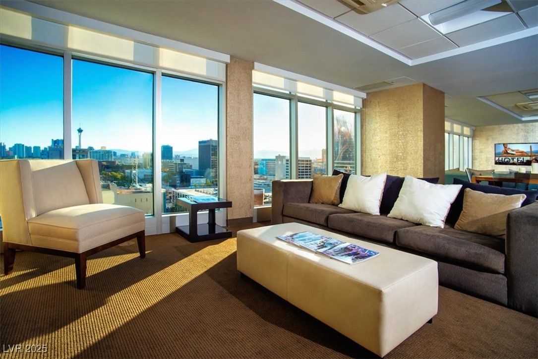 150 Las Vegas Boulevard 918 Property Photo 26