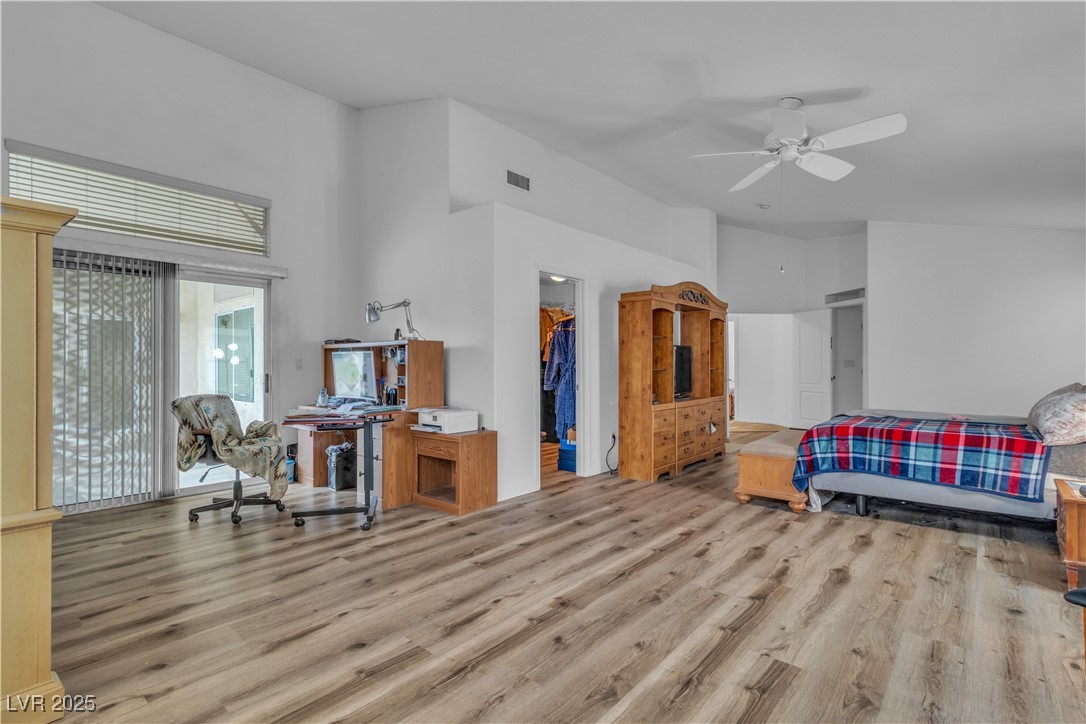 5513 Oakview Falls Court Property Photo 17