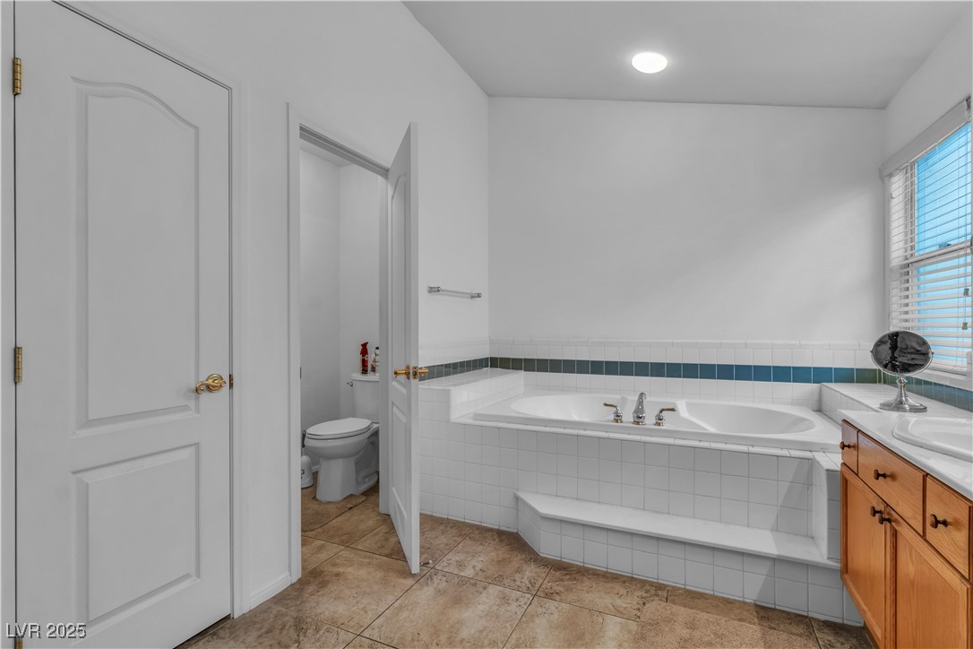 5513 Oakview Falls Court Property Photo 21