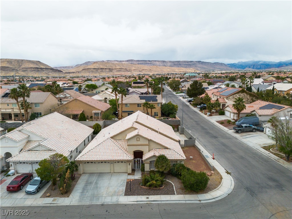 5513 Oakview Falls Court Property Photo 29