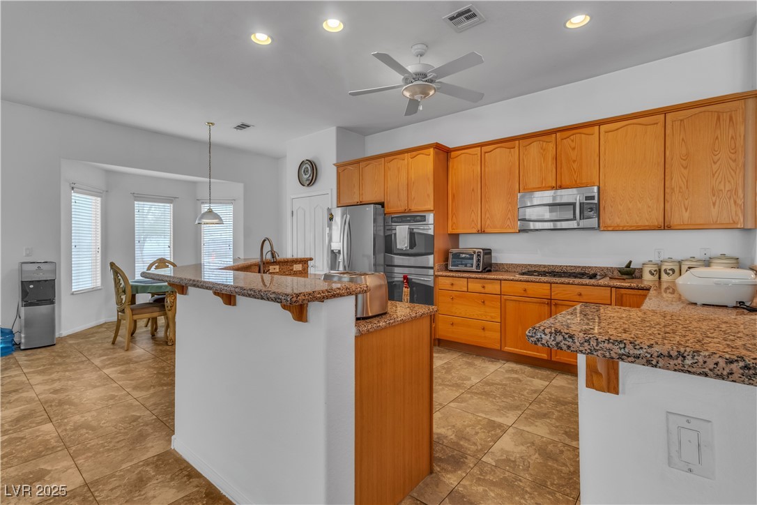 5513 Oakview Falls Court Property Photo 40