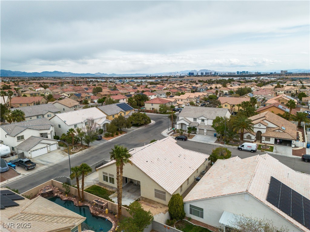 5513 Oakview Falls Court Property Photo 47
