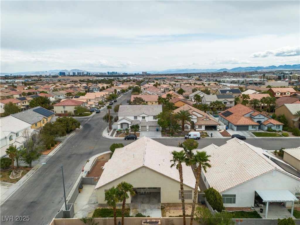 5513 Oakview Falls Court Property Photo 48