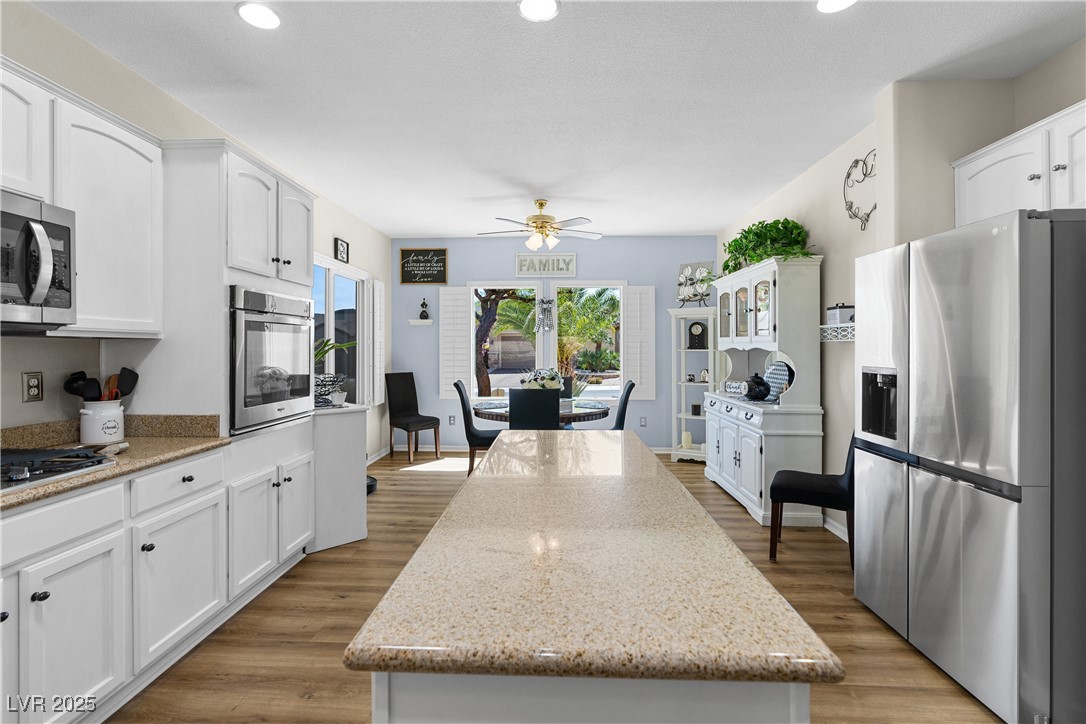 2606 Crested Butte Street Property Photo 11