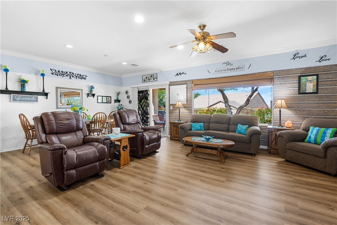 2606 Crested Butte Street Property Photo 18