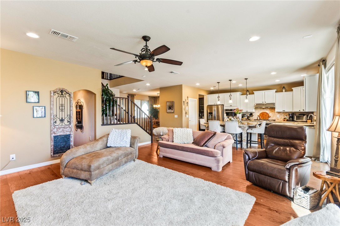 12245 Olivetta Court Property Photo 17