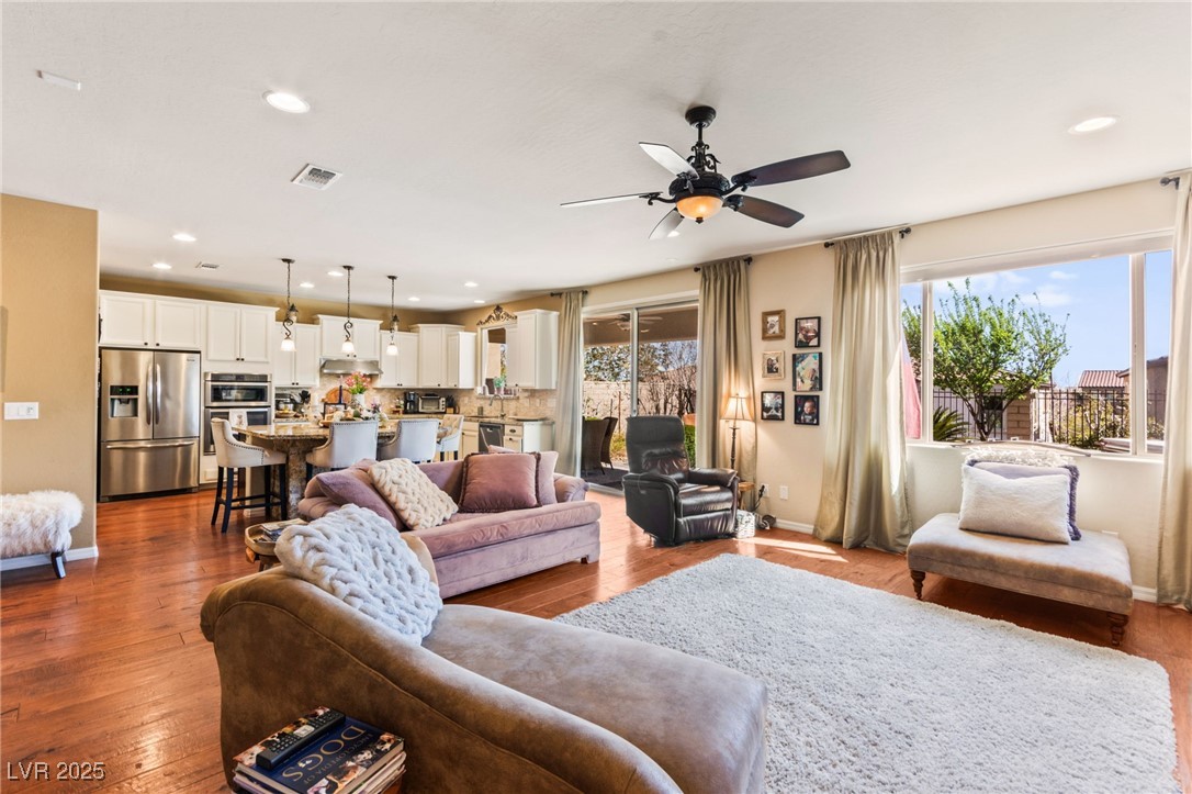 12245 Olivetta Court Property Photo 18