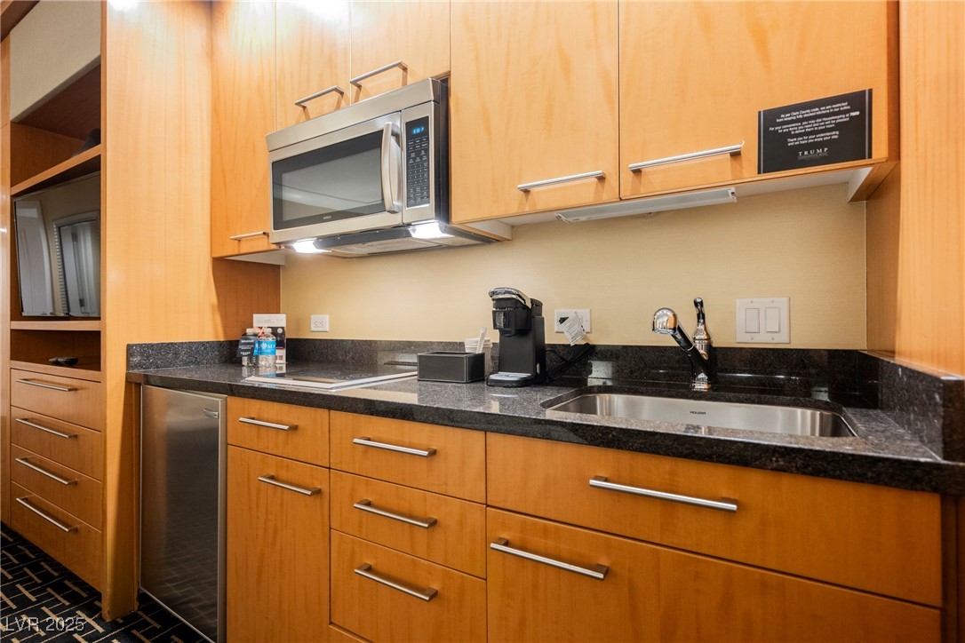 2000 North Fashion Show Drive 4301 Property Photo 19