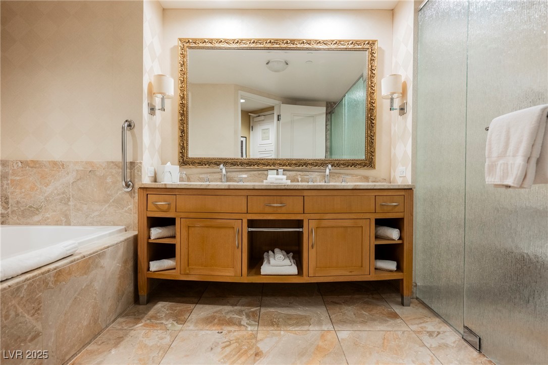 2000 North Fashion Show Drive 4301 Property Photo 23