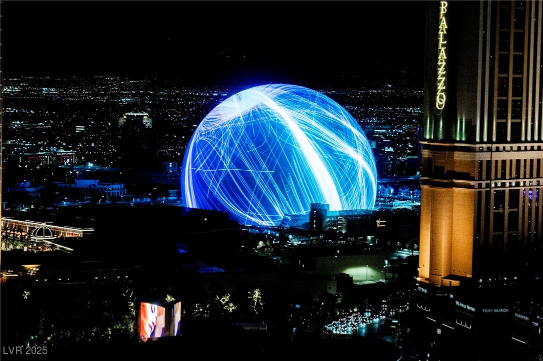 2000 North Fashion Show Drive 4301 Property Photo 35