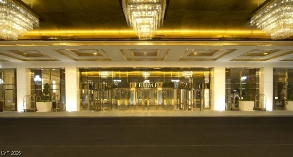 2000 North Fashion Show Drive 4301 Property Photo 37