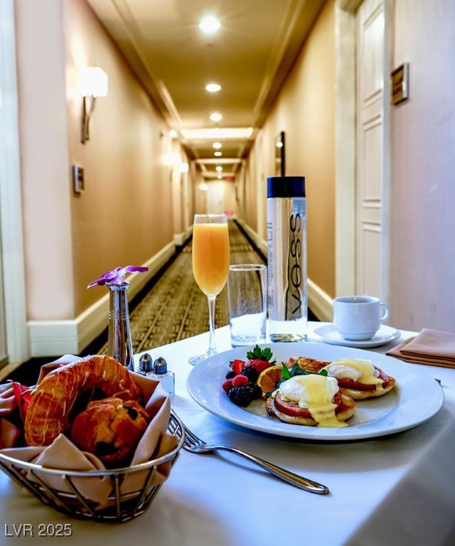 2000 North Fashion Show Drive 4301 Property Photo 40