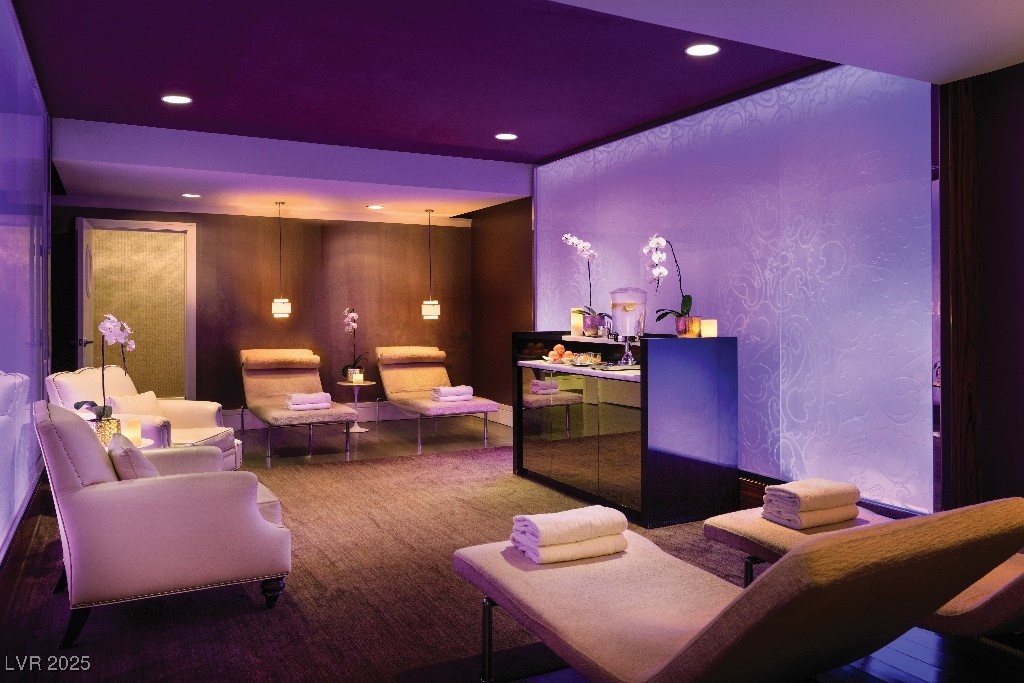 2000 North Fashion Show Drive 4301 Property Photo 49