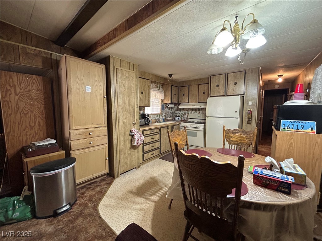 300 North Murphy Street Property Photo 15