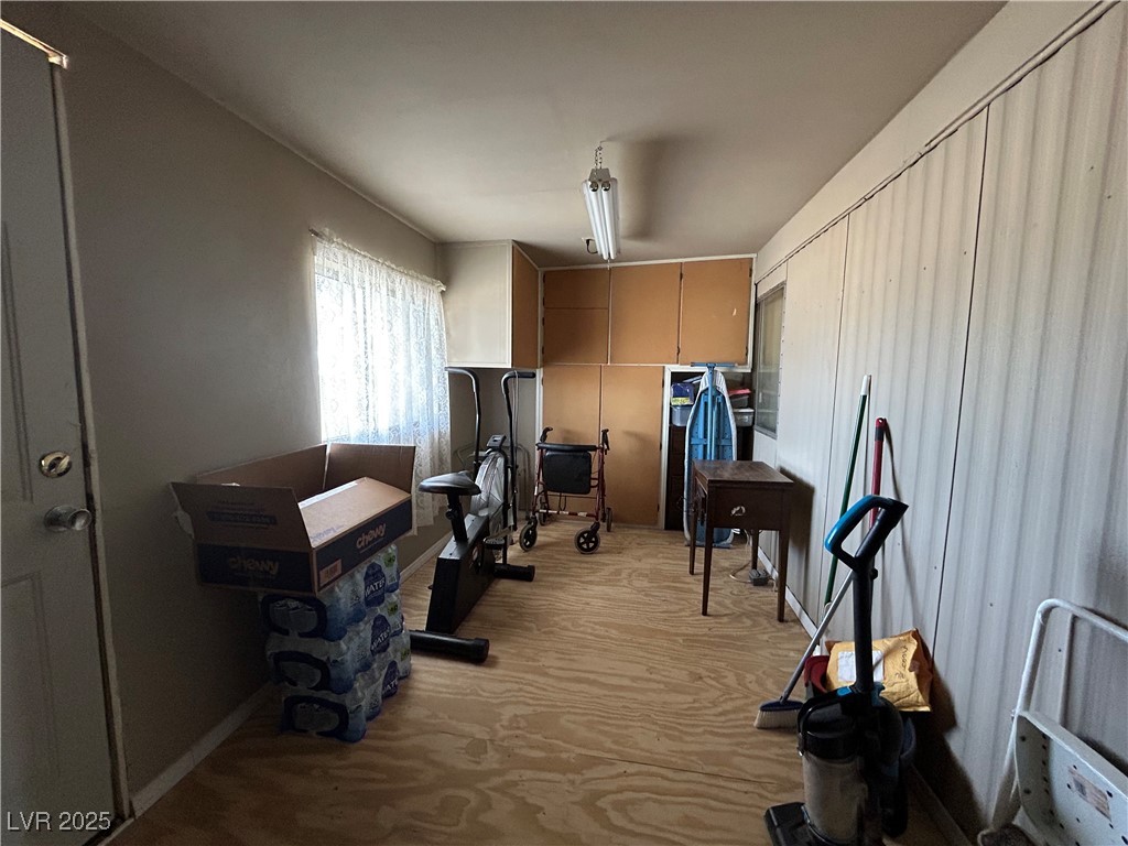 300 North Murphy Street Property Photo 22