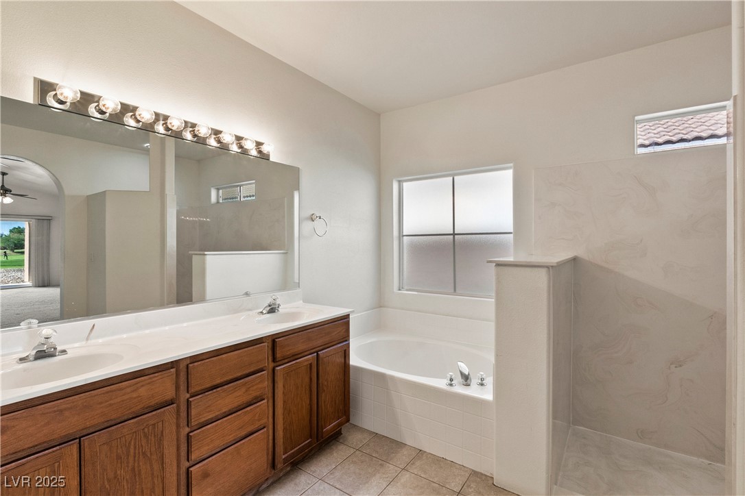 1233 Golf Club Drive Property Photo 20