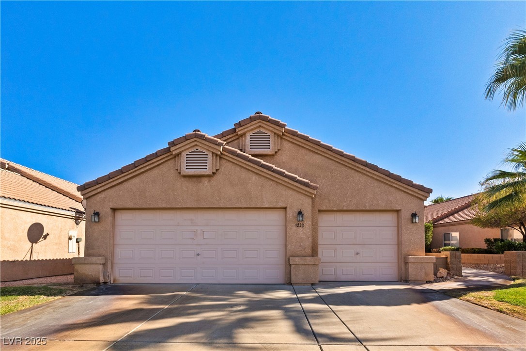 1233 Golf Club Drive Property Photo 40