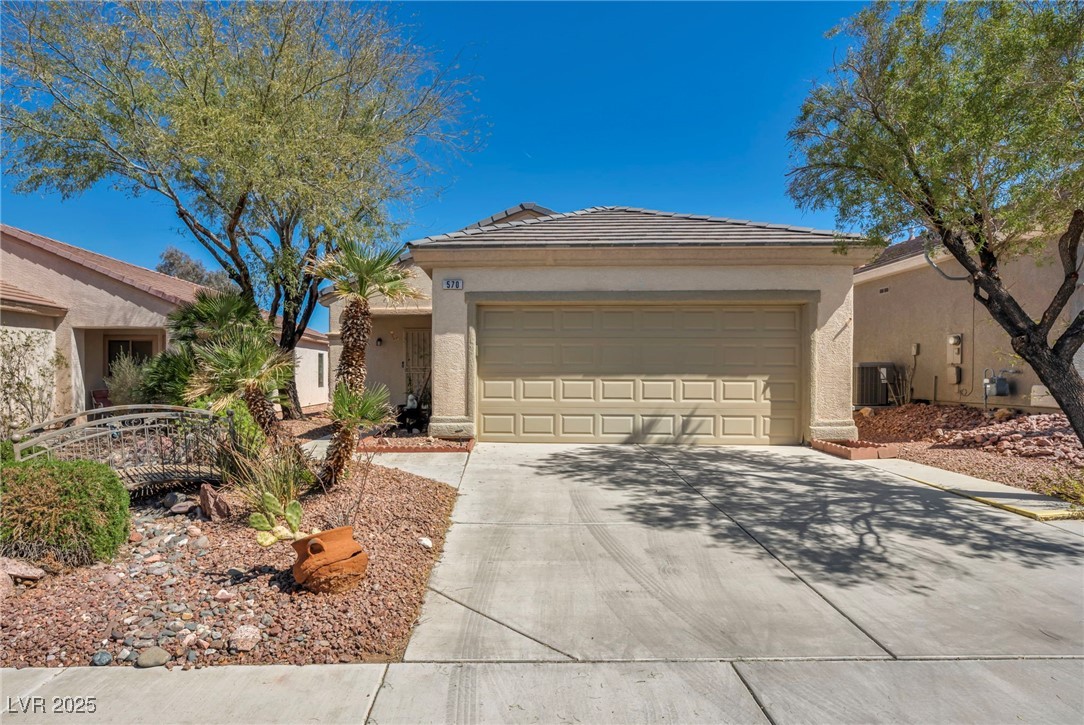 570 Cypress Gardens Place Property Photo 3
