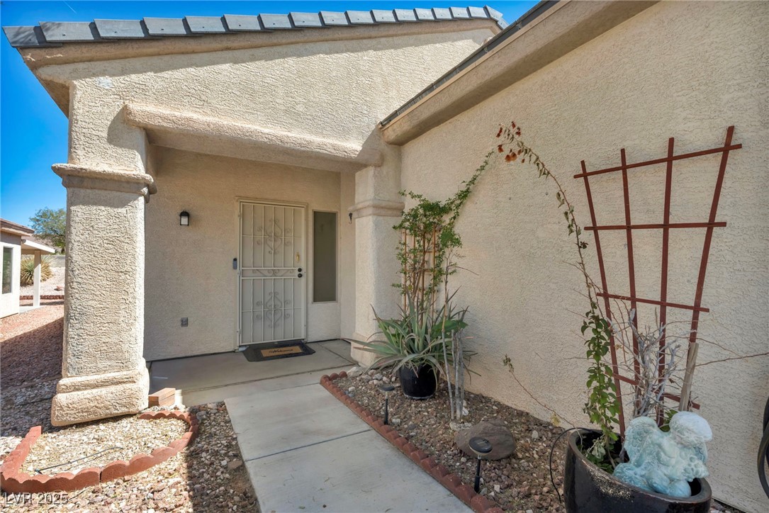 570 Cypress Gardens Place Property Photo 4