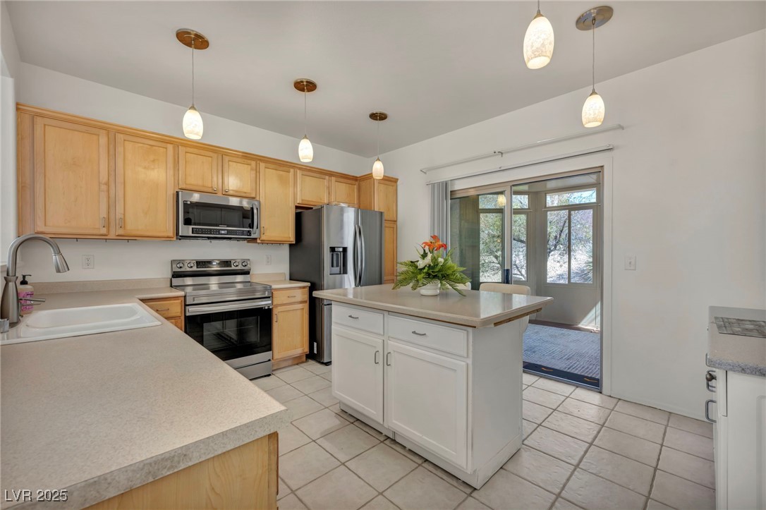 570 Cypress Gardens Place Property Photo 16