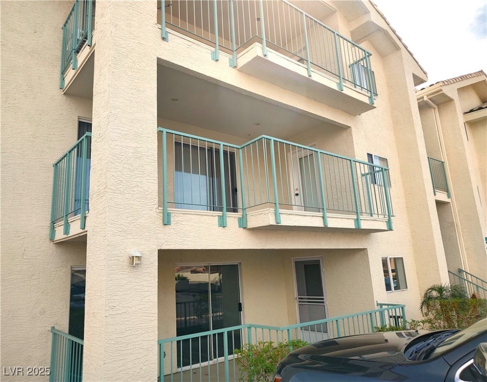 3550 Bay Sands Drive 2016 Property Photo 1