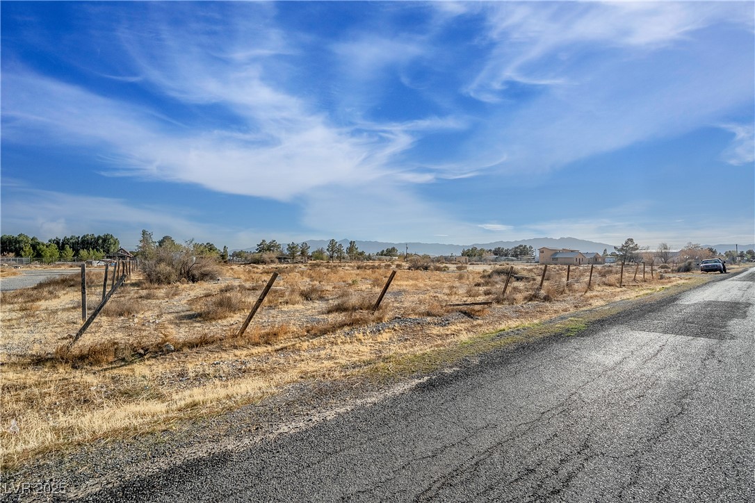 1611 Pluto Street Property Photo