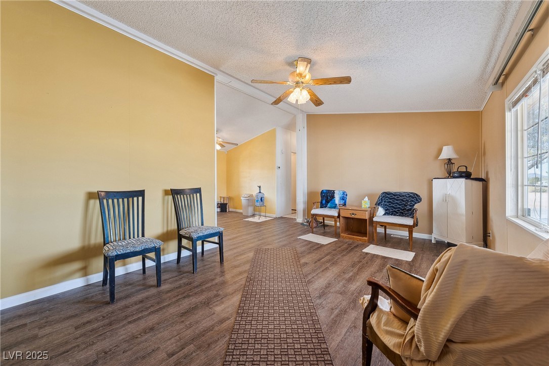 1341 Rancho View Drive Property Photo 5