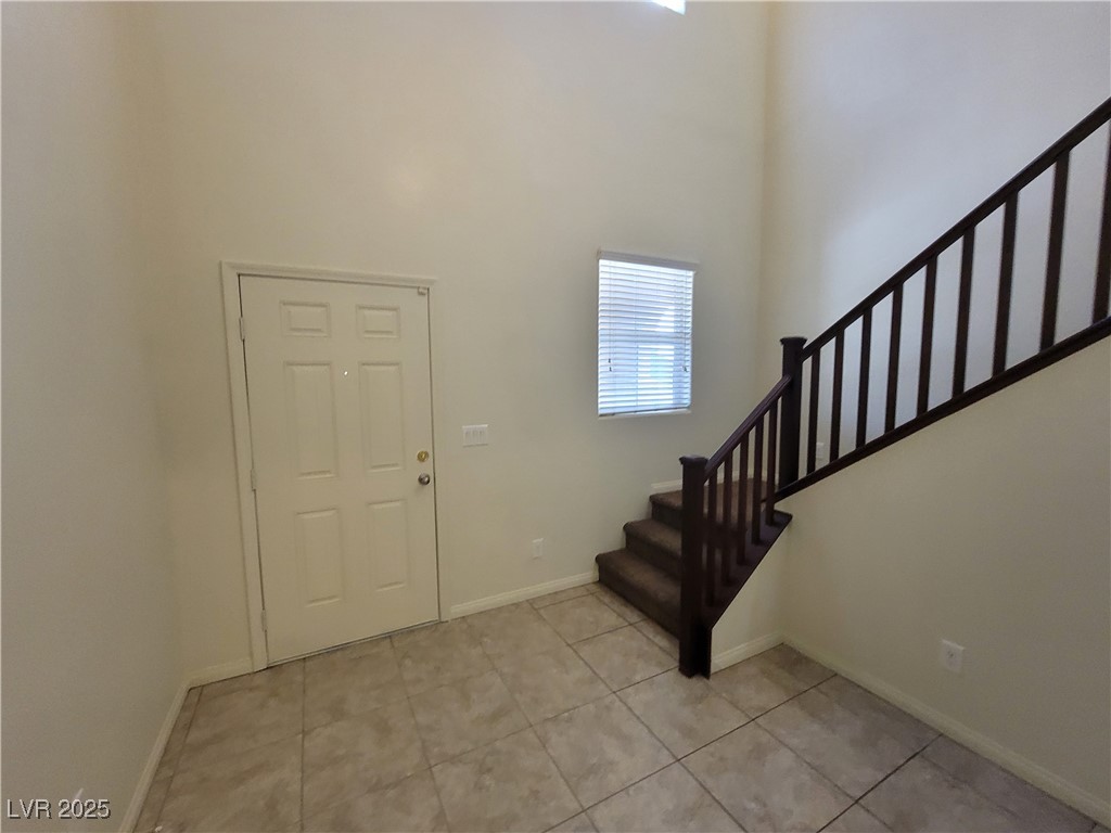 2409 West Gilmore Avenue Property Photo 8