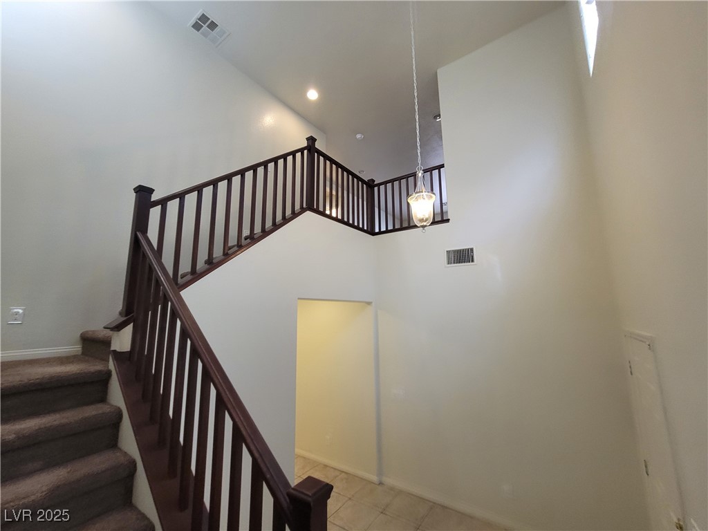 2409 West Gilmore Avenue Property Photo 9