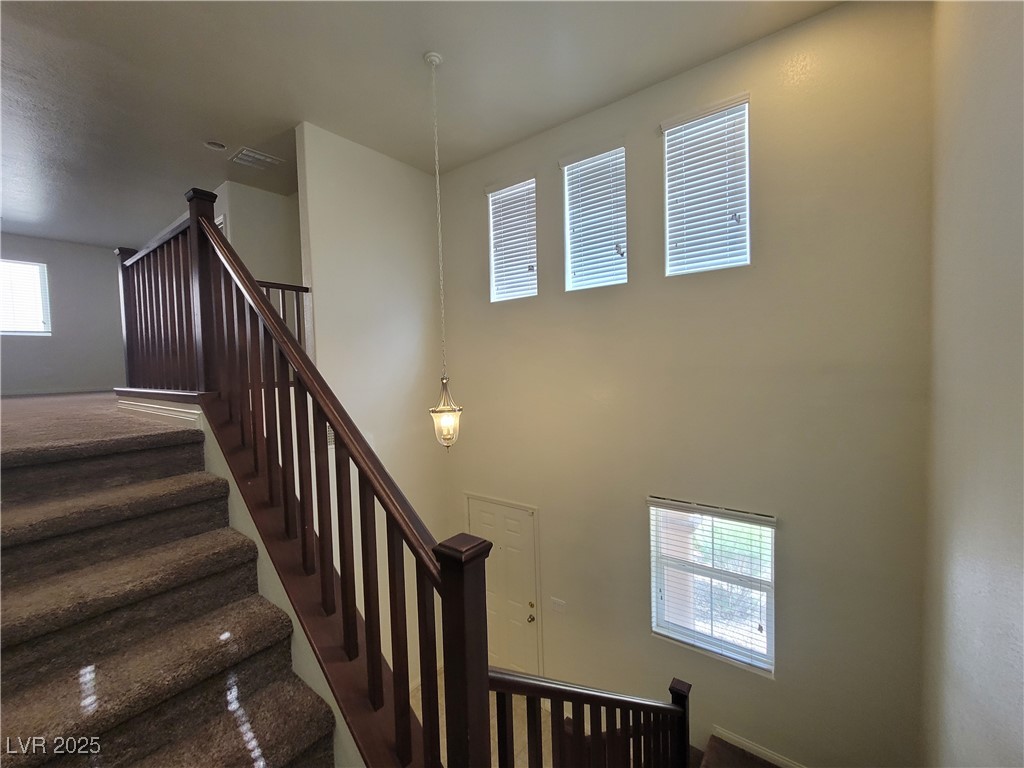 2409 West Gilmore Avenue Property Photo 10