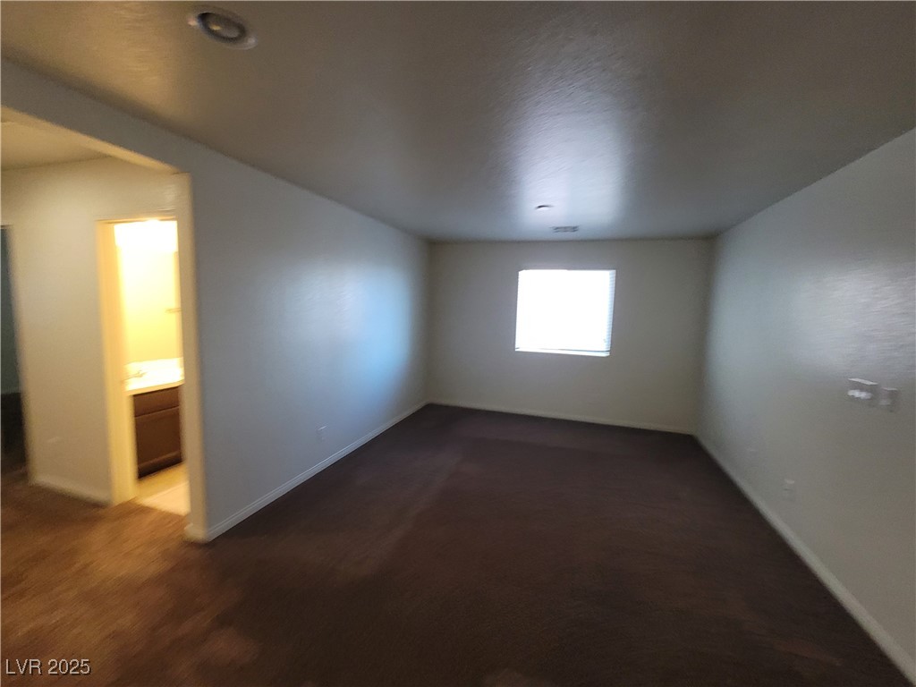 2409 West Gilmore Avenue Property Photo 23