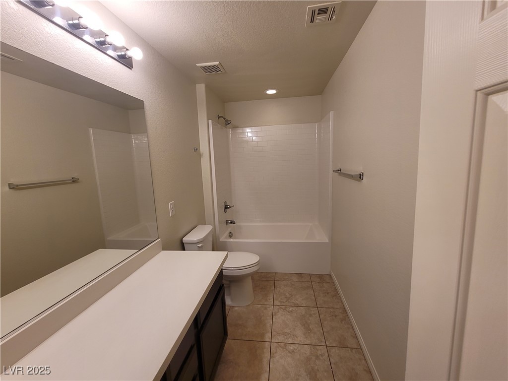 2409 West Gilmore Avenue Property Photo 27