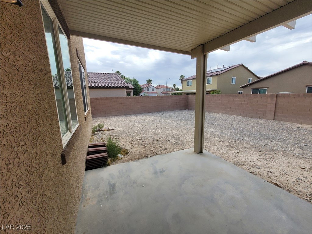 2409 West Gilmore Avenue Property Photo 48
