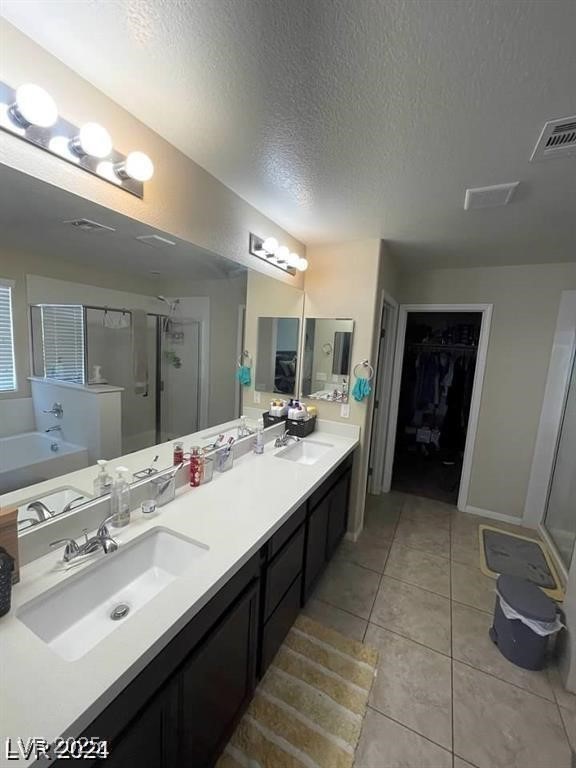 2409 West Gilmore Avenue Property Photo 60