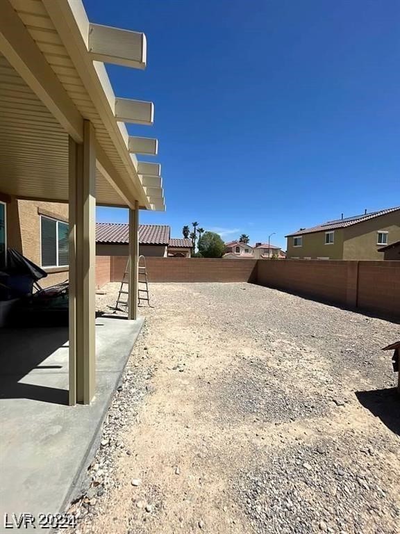 2409 West Gilmore Avenue Property Photo 96
