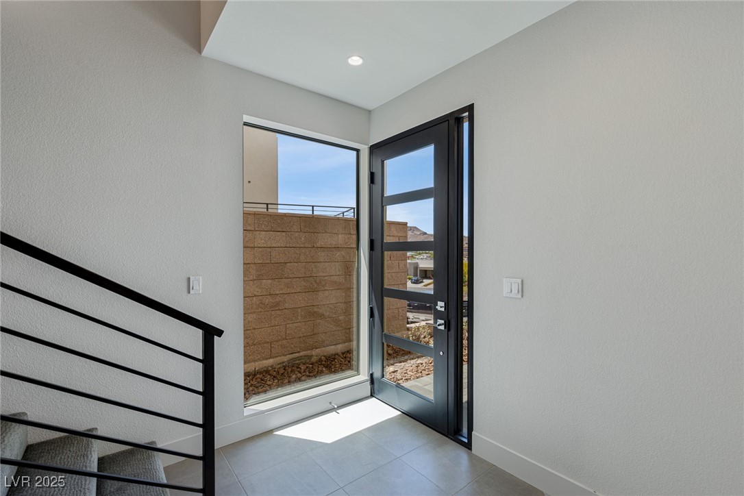 454 Tranquil Peak Court Property Photo 6