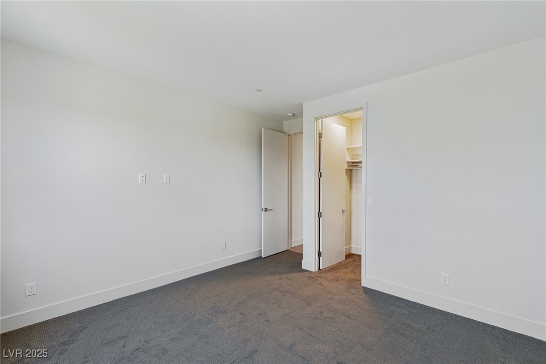 454 Tranquil Peak Court Property Photo 9