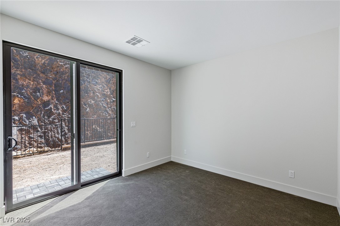 454 Tranquil Peak Court Property Photo 10