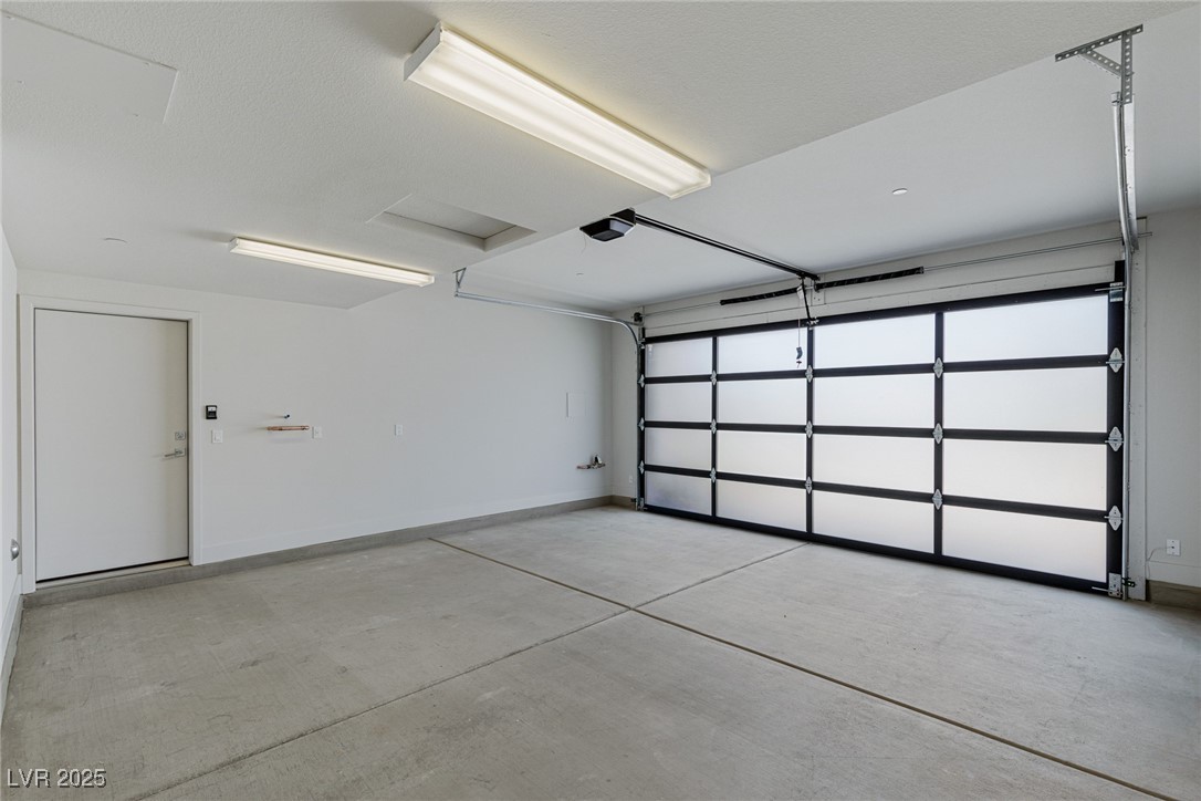 454 Tranquil Peak Court Property Photo 13