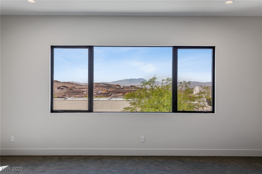454 Tranquil Peak Court Property Photo 18