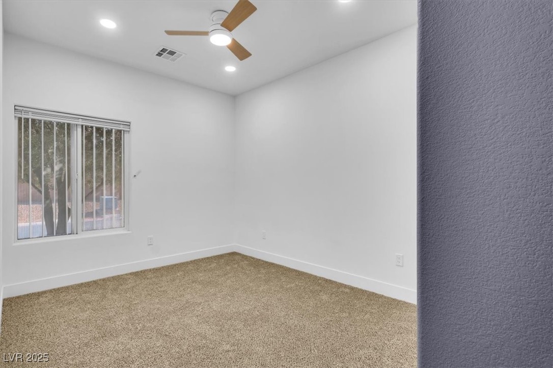3792 Calle De Rio Avenue Property Photo 9