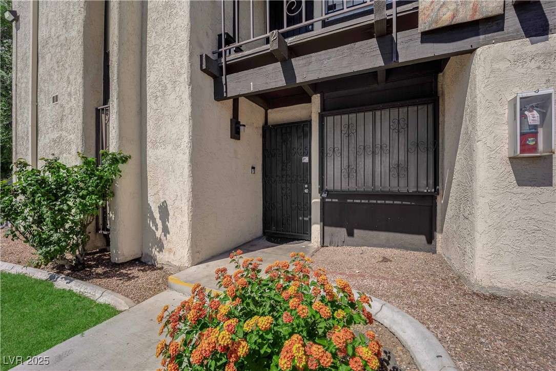 1440 Vegas Valley Drive 1 Property Photo 1