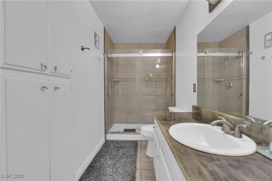 1440 Vegas Valley Drive 1 Property Photo 21