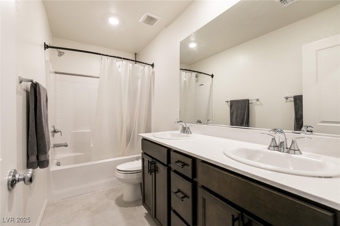 9526 Granville Bridge Street Property Photo 7