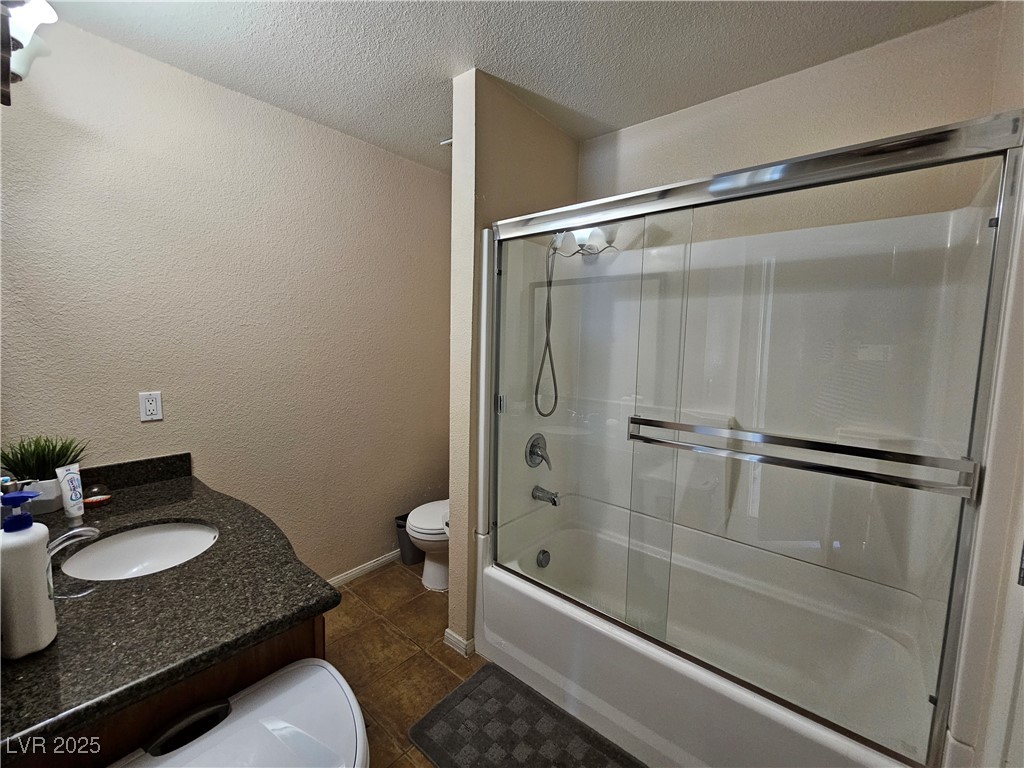 3145 East Flamingo Road 2005 Property Photo 12