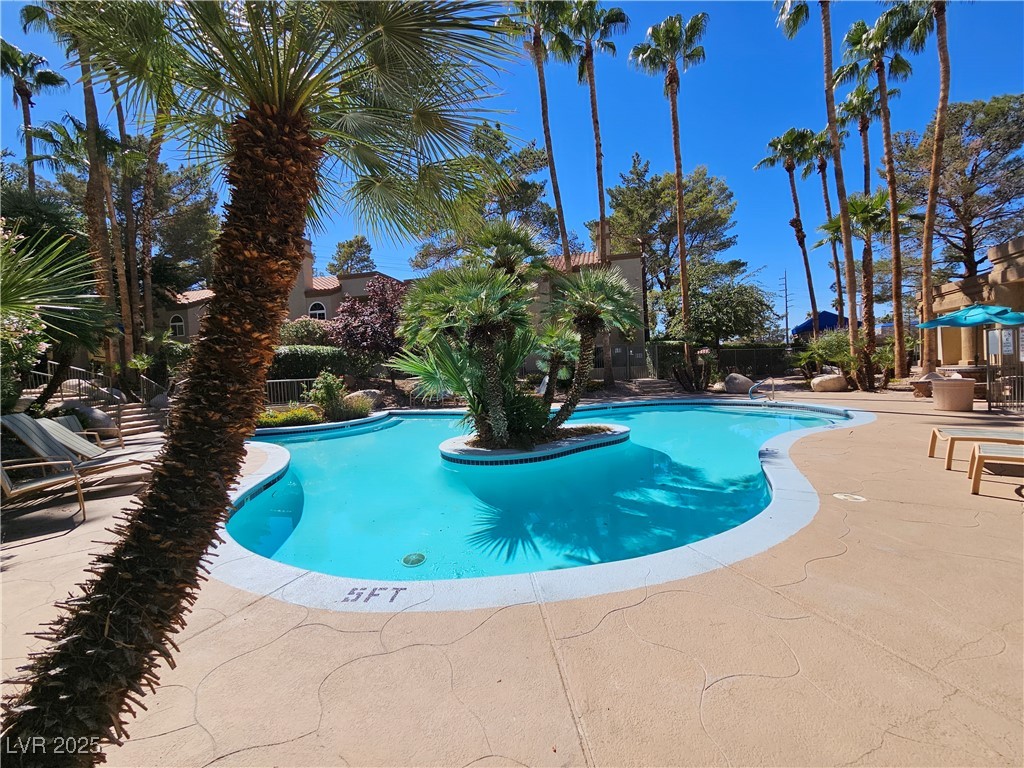 3145 East Flamingo Road 2005 Property Photo 16