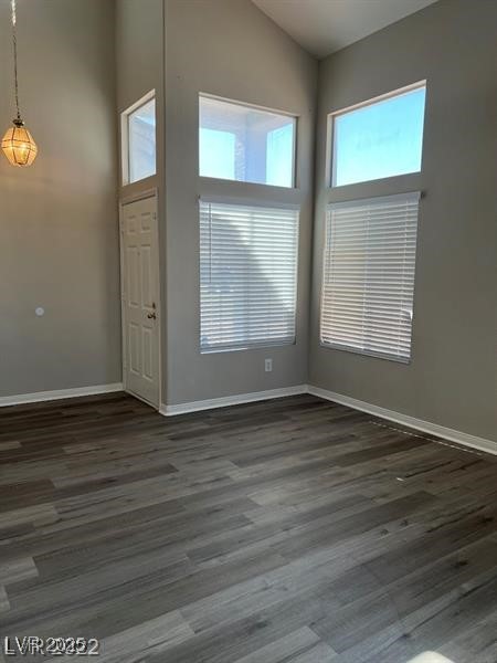 6532 Moon Roses Court Property Photo 3
