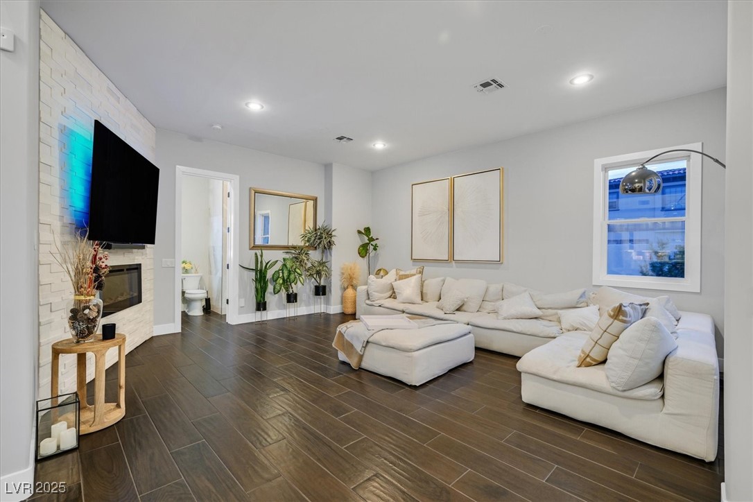 6 Rue Du Ville Way Property Photo 12