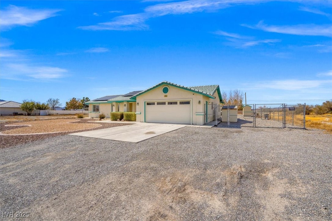 1720 South Blagg Road Property Photo 2