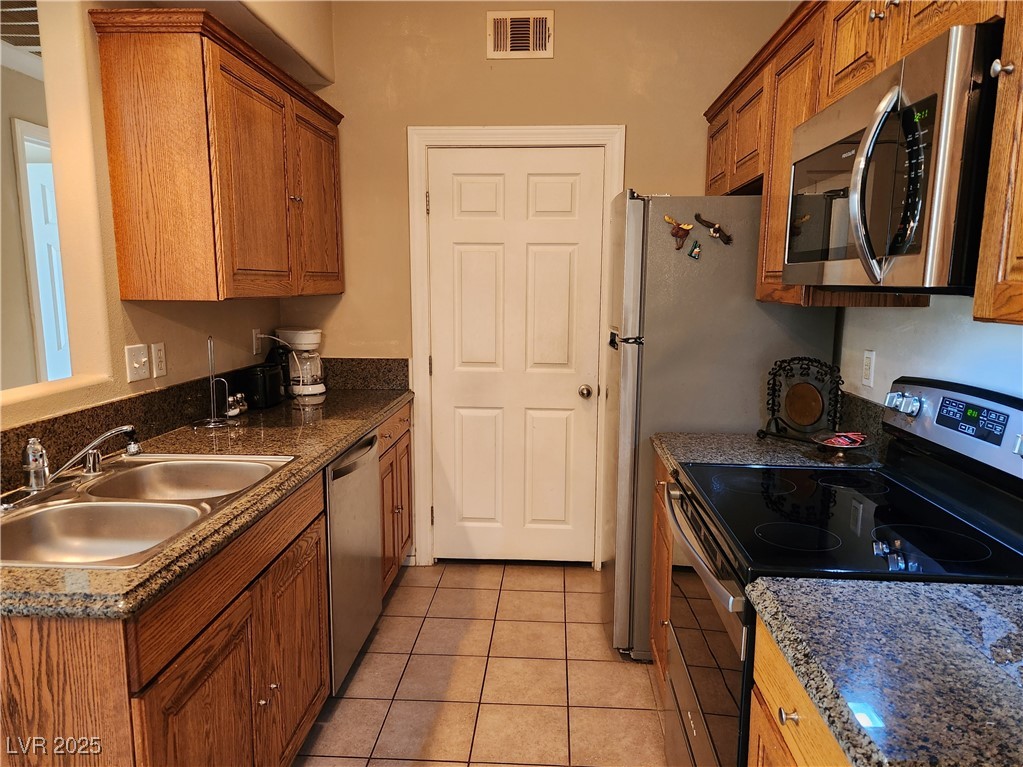 3550 Bay Sands Drive 3077 Property Photo 9